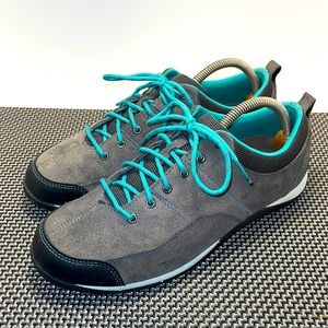 L.L Bean Suede Shoes Women 9.5